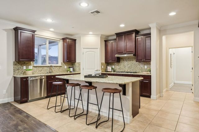 5079 Arlington Way, El Dorado Hills, CA 95762