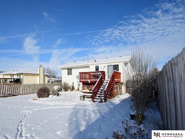 5231 W Songbird Circle, Lincoln, NE 68528