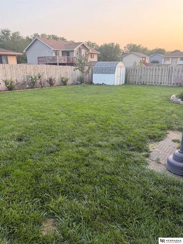 5231 W Songbird Circle, Lincoln, NE 68528