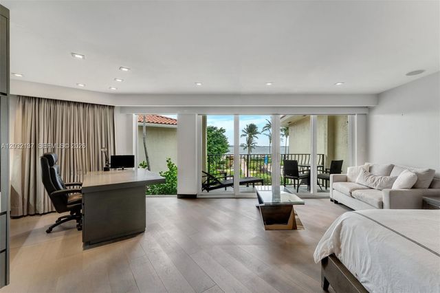 5021 NE London Walk Terrace 50, Miami, FL 33138