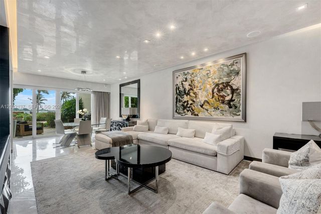 5021 NE London Walk Terrace 50, Miami, FL 33138