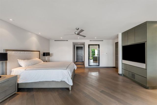 5021 NE London Walk Terrace 50, Miami, FL 33138