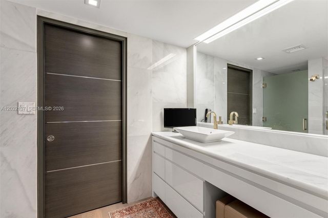 5021 NE London Walk Terrace 50, Miami, FL 33138