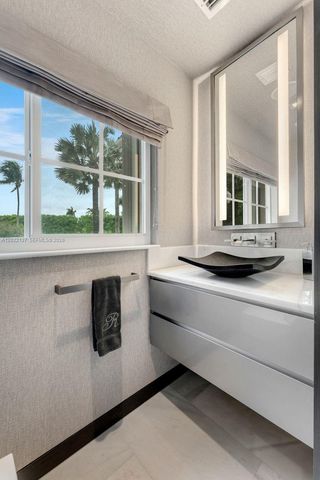 5021 NE London Walk Terrace 50, Miami, FL 33138