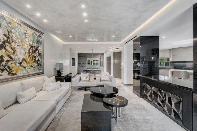 5021 NE London Walk Terrace 50, Miami, FL 33138