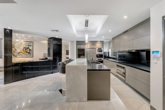 5021 NE London Walk Terrace 50, Miami, FL 33138