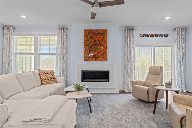 3914 Isaac CIR, Williamsburg, VA 23188