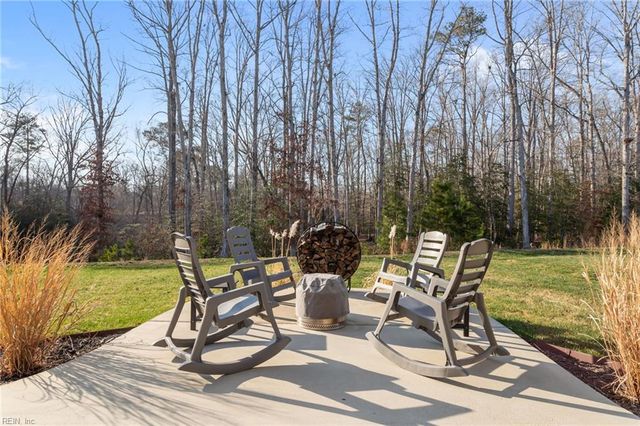 3914 Isaac CIR, Williamsburg, VA 23188