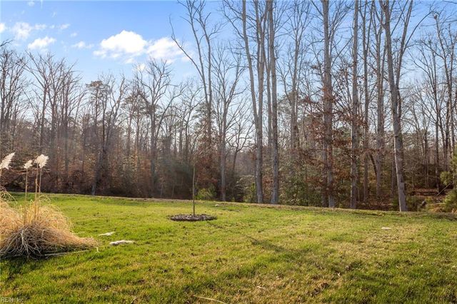 3914 Isaac CIR, Williamsburg, VA 23188