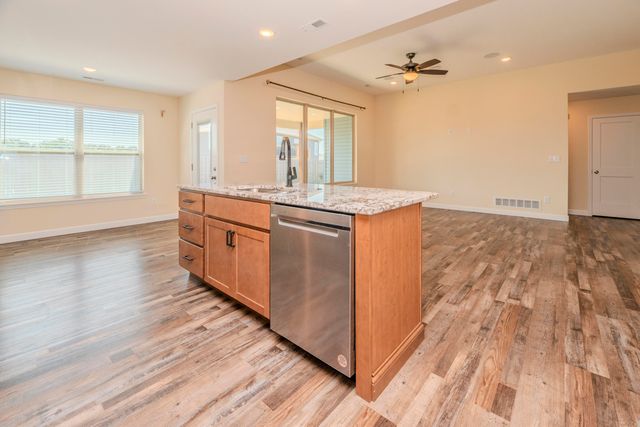 6450 RUTH ANN AVE, Hallsville, MO 65255