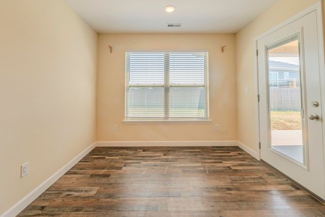 6450 RUTH ANN AVE, Hallsville, MO 65255