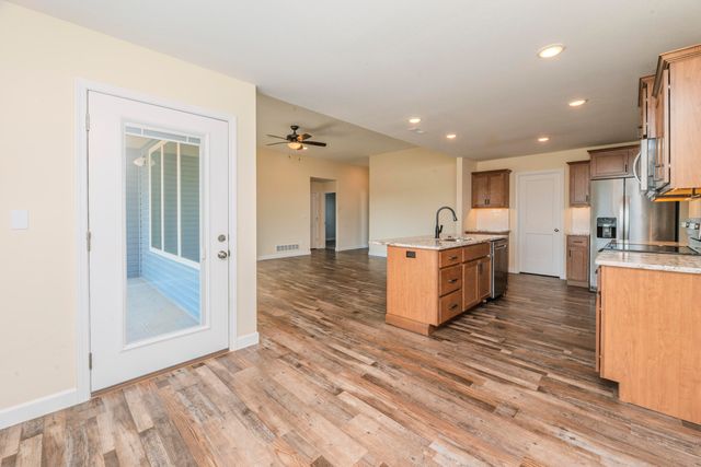 6450 RUTH ANN AVE, Hallsville, MO 65255
