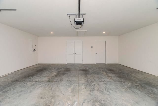6450 RUTH ANN AVE, Hallsville, MO 65255