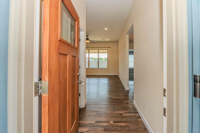 6450 RUTH ANN AVE, Hallsville, MO 65255