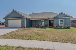 6450 RUTH ANN AVE, Hallsville, MO 65255