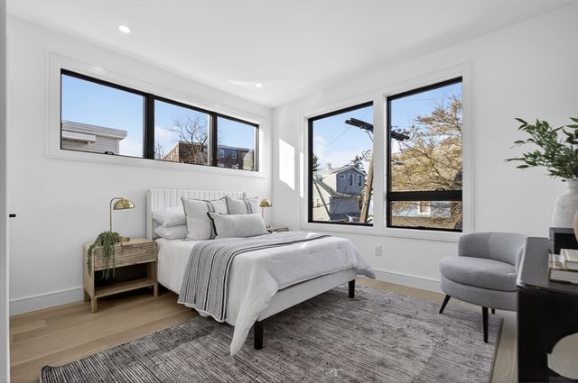 24 Newell St, Cambridge, MA 02140