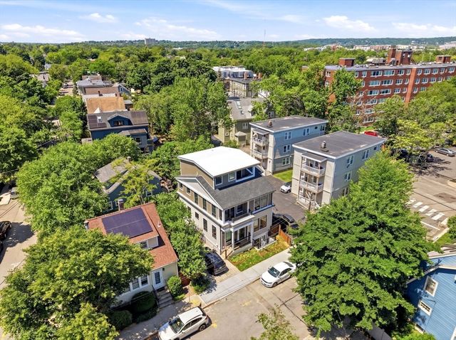 24 Newell St, Cambridge, MA 02140