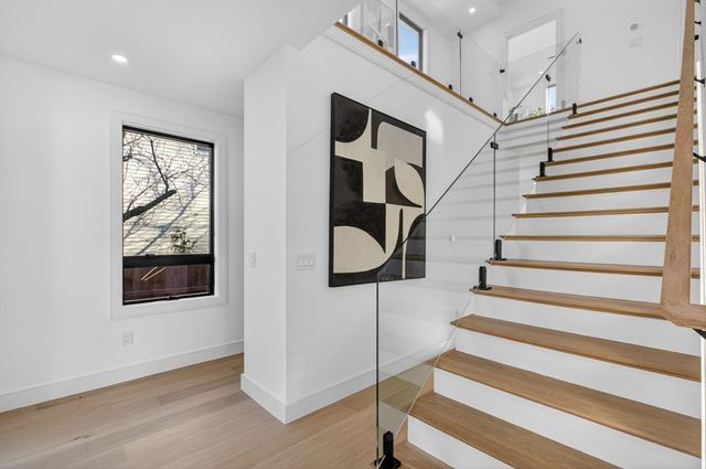 24 Newell St, Cambridge, MA 02140