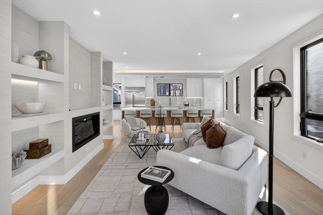 24 Newell St, Cambridge, MA 02140