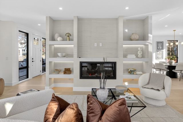 24 Newell St, Cambridge, MA 02140