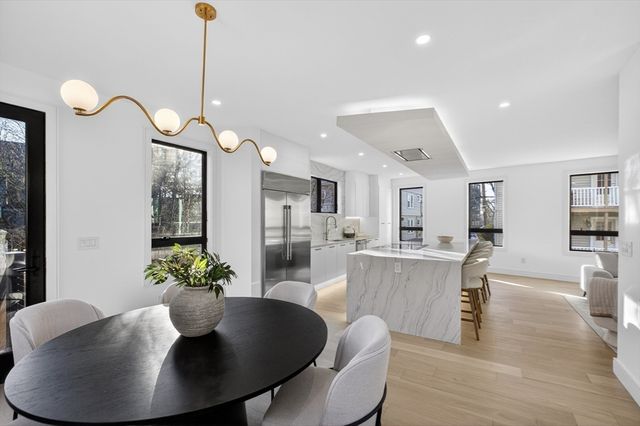 24 Newell St, Cambridge, MA 02140