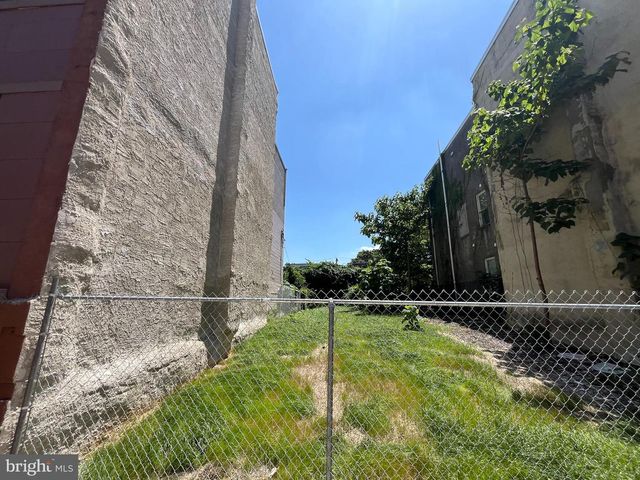 3028 W DIAMOND ST, Philadelphia, PA 19121