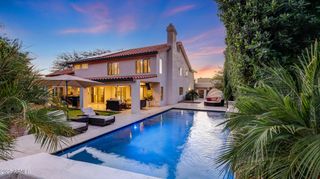 10015 N 55TH Street, Paradise Valley, AZ 85253