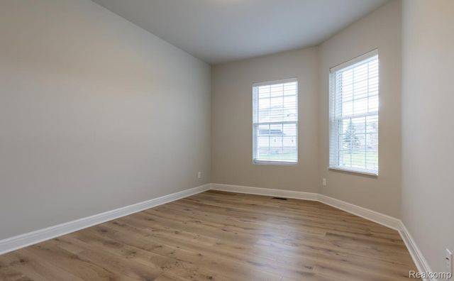 4308 Navin Field Lane, Troy, MI 48085
