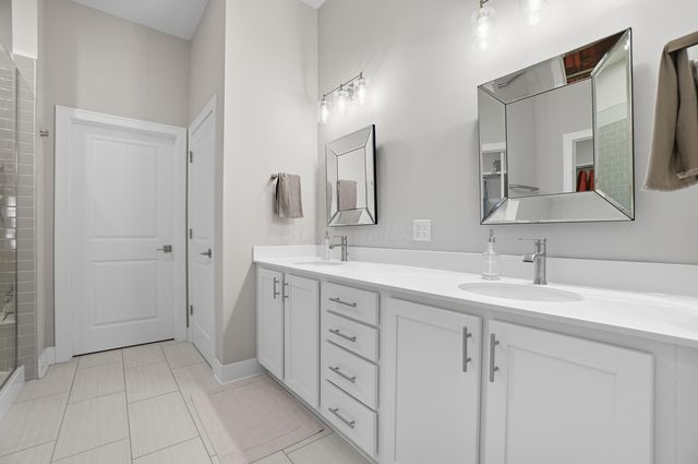 1622 Linkhorn Drive, Grove City, OH 43123