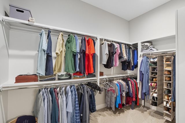 1622 Linkhorn Drive, Grove City, OH 43123