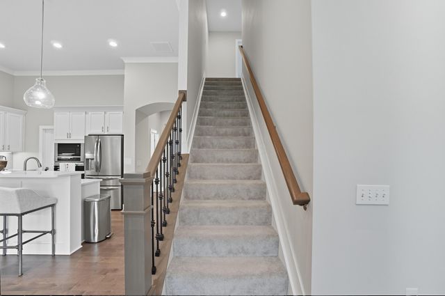 1622 Linkhorn Drive, Grove City, OH 43123