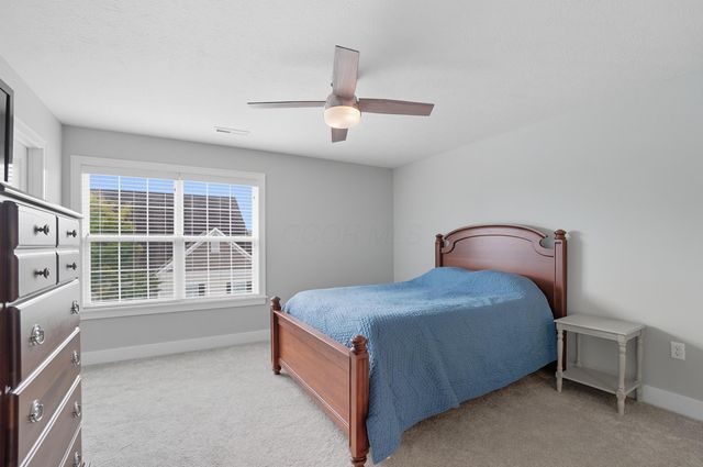 1622 Linkhorn Drive, Grove City, OH 43123