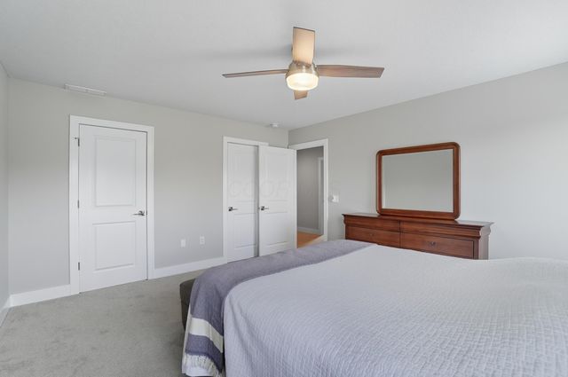 1622 Linkhorn Drive, Grove City, OH 43123