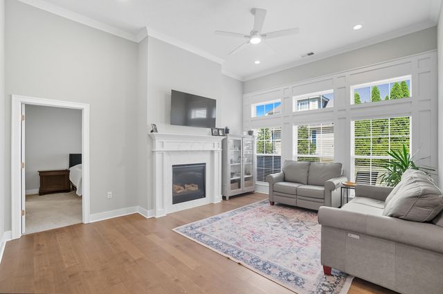 1622 Linkhorn Drive, Grove City, OH 43123