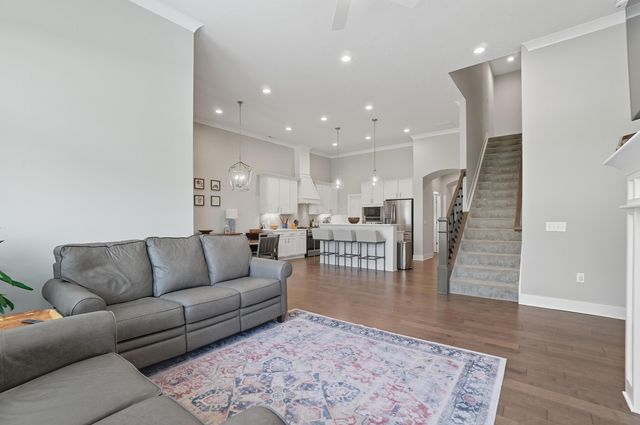 1622 Linkhorn Drive, Grove City, OH 43123