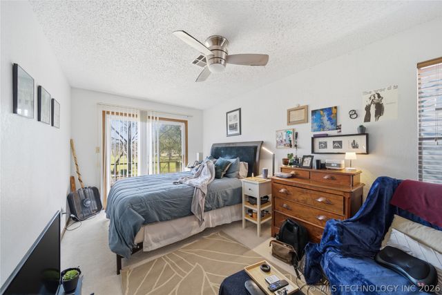 9126 S Lakewood Avenue E, Tulsa, OK 74137