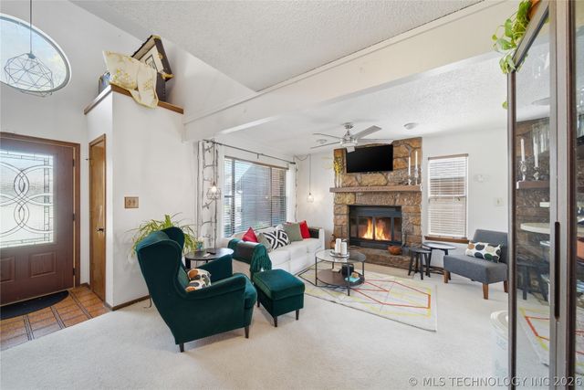 9126 S Lakewood Avenue E, Tulsa, OK 74137