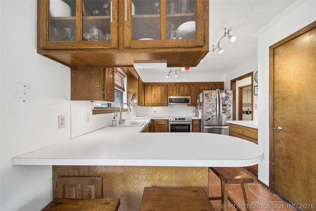 9126 S Lakewood Avenue E, Tulsa, OK 74137