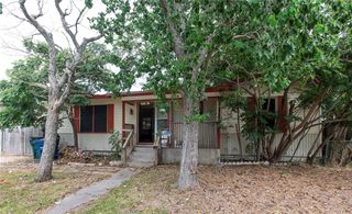 1002 Shephard Dr, Corpus Christi, TX 78412