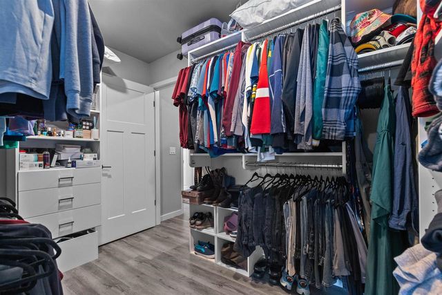 4372 LAKELAND DRIVE, Oshkosh, WI 54904