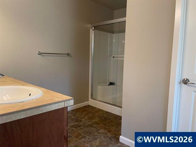 323 NW Pacific Hills Dr, Willamina, OR 97396