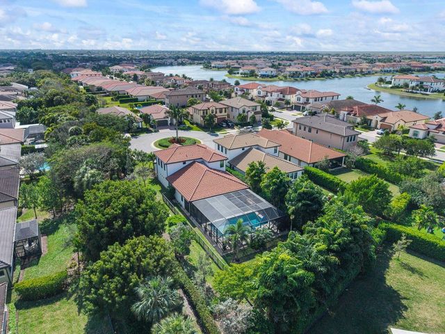 11725 Bayview Circle, Parkland, FL 33076