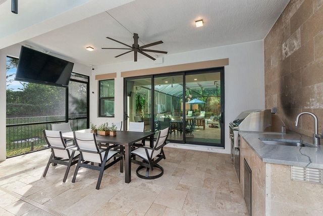 11725 Bayview Circle, Parkland, FL 33076