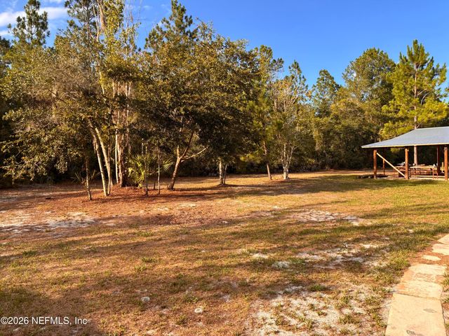 100 KENWOOD BOAT RAMP RD Road, Interlachen, FL 32148