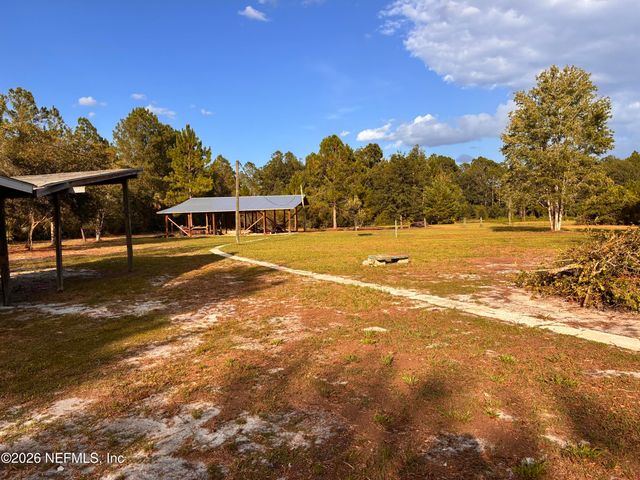 100 KENWOOD BOAT RAMP RD Road, Interlachen, FL 32148
