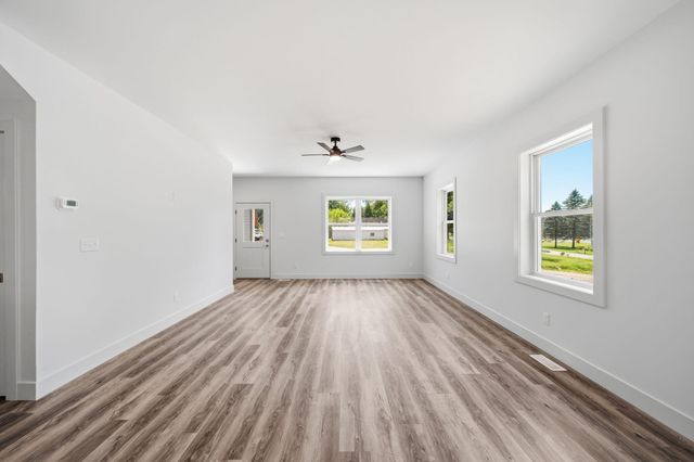 1823 N Sutton Road, Leoni Twp, MI 49202