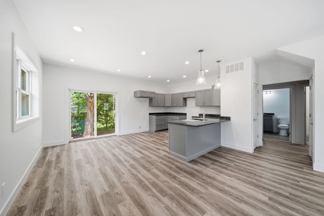1823 N Sutton Road, Leoni Twp, MI 49202