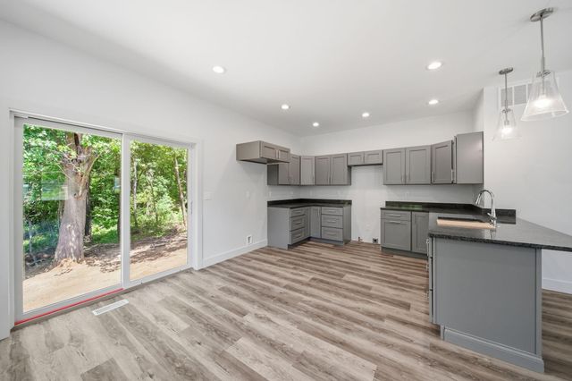 1823 N Sutton Road, Leoni Twp, MI 49202