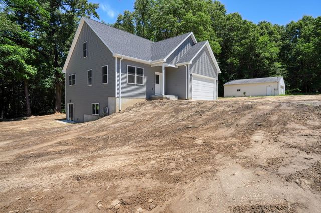1823 N Sutton Road, Leoni Twp, MI 49202