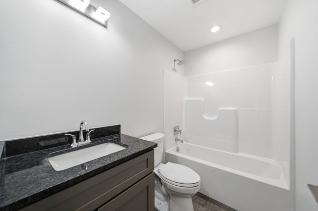 1823 N Sutton Road, Leoni Twp, MI 49202